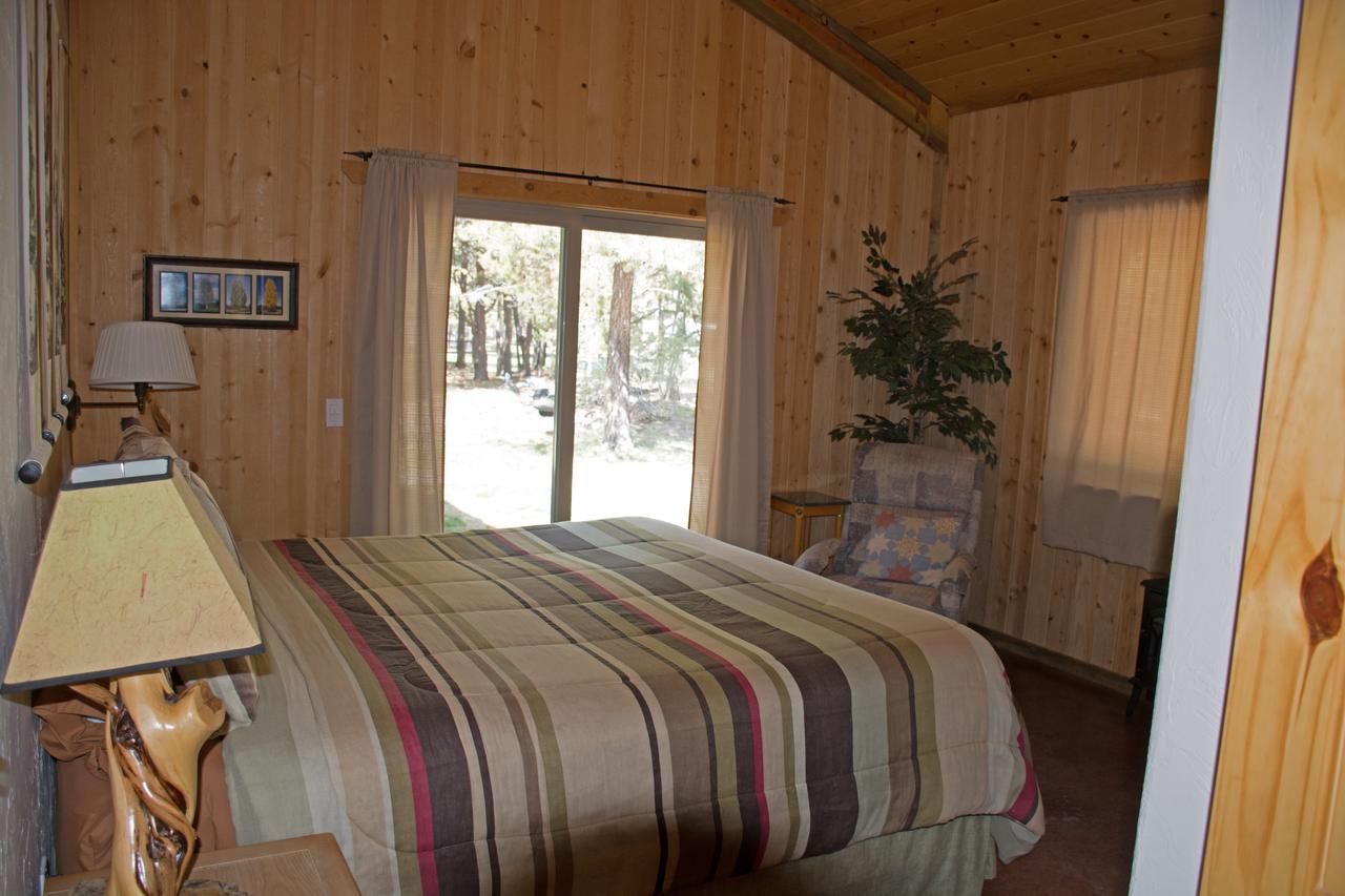 Diamondstone Guest Lodges ラ・パイン エクステリア 写真