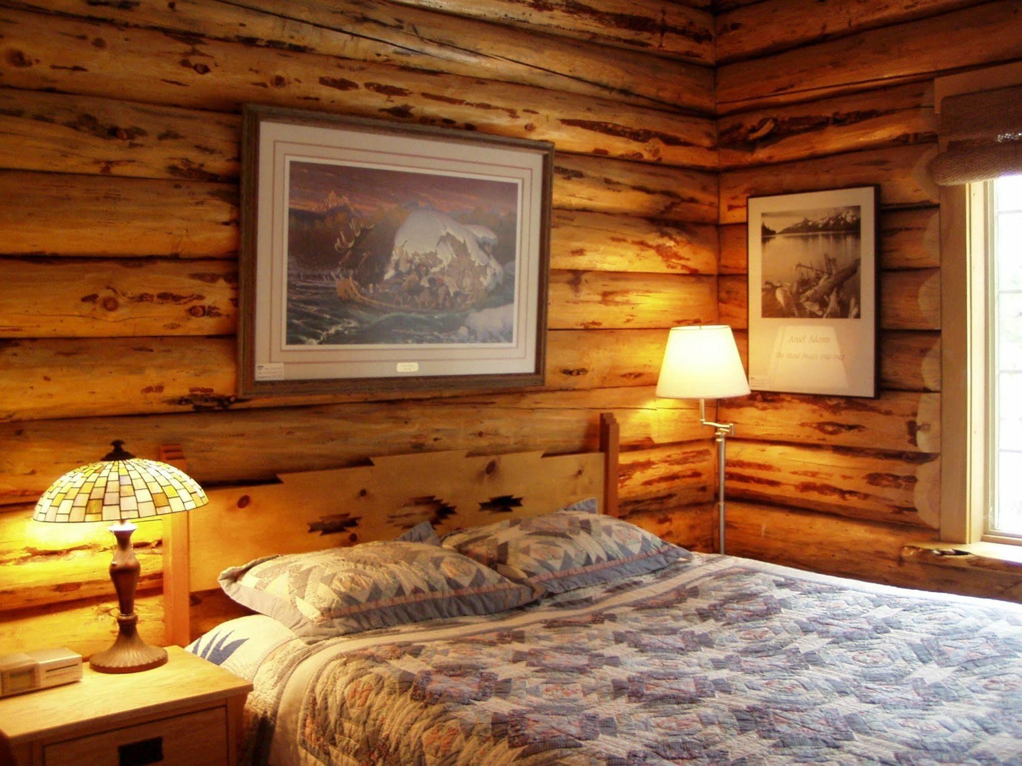 Diamondstone Guest Lodges ラ・パイン エクステリア 写真