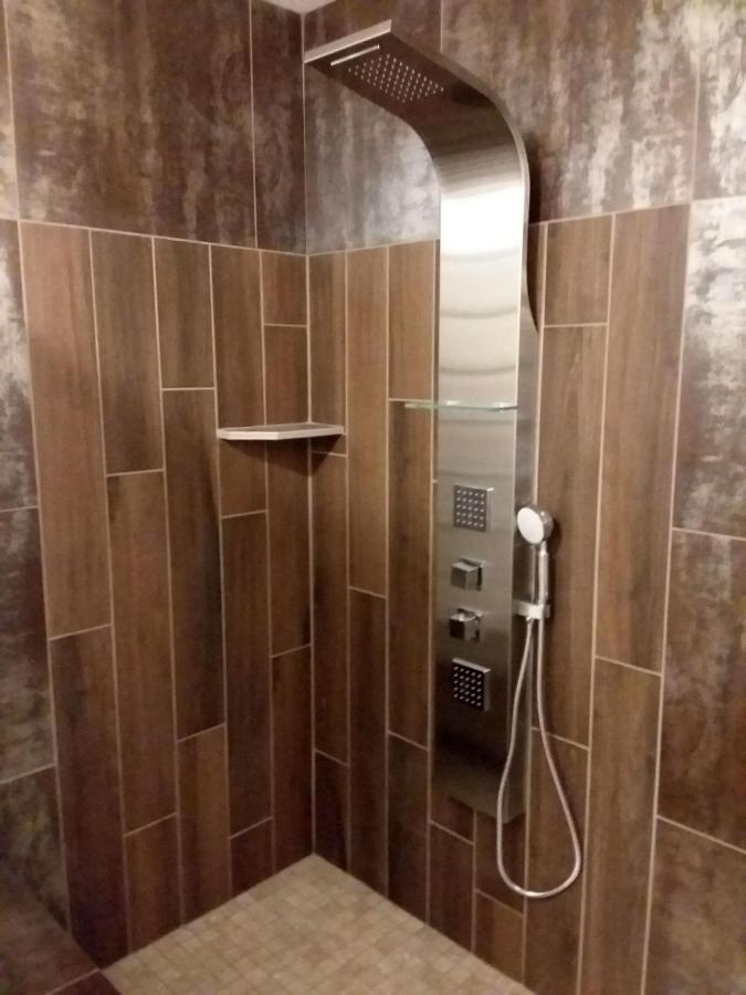 Diamondstone Guest Lodges ラ・パイン エクステリア 写真
